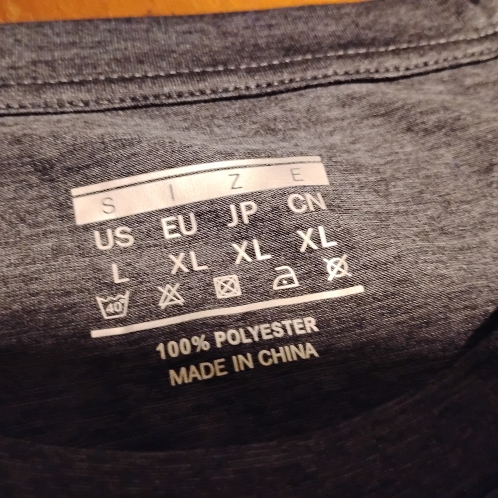 Shirt - Picture 2 of 3